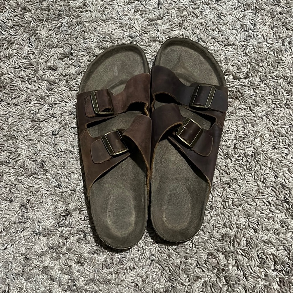 Sonoma mens Sandals size 10